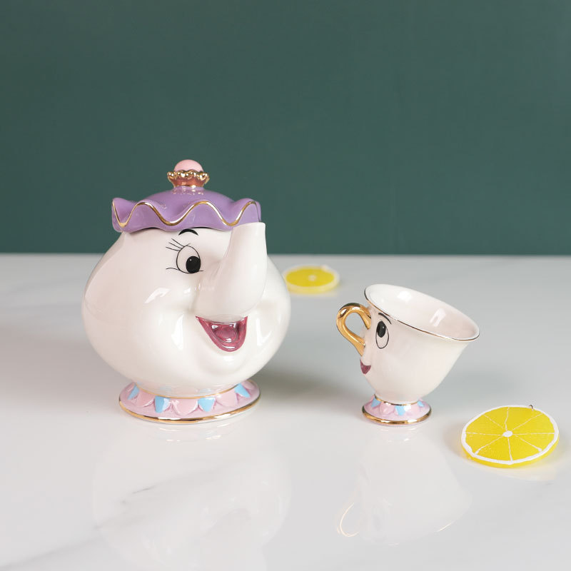 Hot Teapot Cartoon Beauty And  - Coffee Tea Room recension och pris